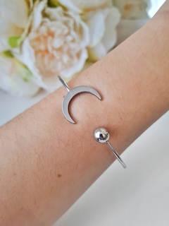 Esclava Luna | Esfera