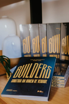 Builders - Construa um Homem de Verdade - comprar online