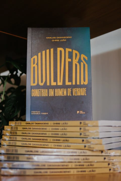 Builders - Construa um Homem de Verdade na internet
