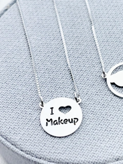 Escapulário I love MakeUp - Prata 925 na internet