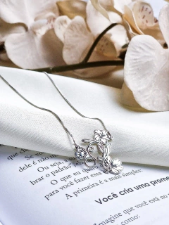 Colar Signos Floral - comprar online