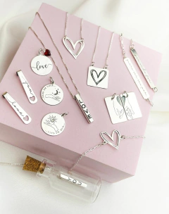 Escapulário Coração Riscado - comprar online