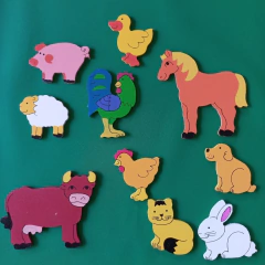 animales de granja imantados en madera