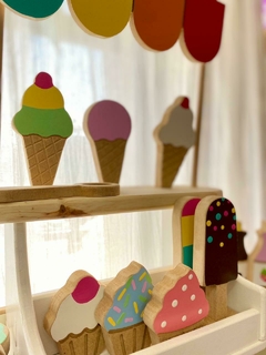 PUESTO DE HELADOS