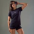 CAMISETA FEMININA LONGLINE PRETA - loja online