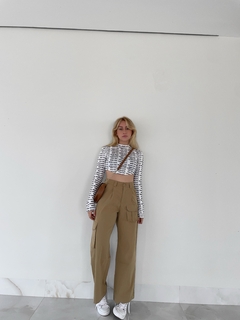 Cropped good luck na internet