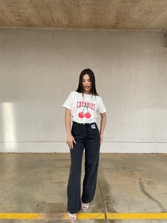 T-shirt cherry na internet