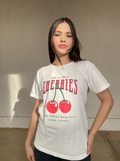 T-shirt cherry