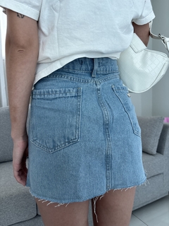 Imagem do Saia jeans cargo bolt