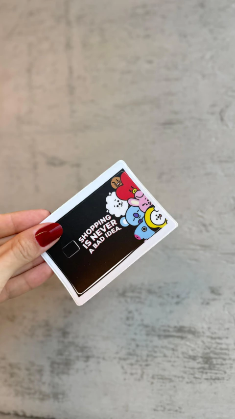 SKIN CARTÃO - BT21 PRETO - comprar online