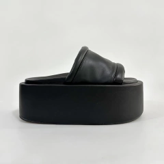 TAMANCO PLATAFORMA PRETO