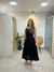Vestido liso midi preto