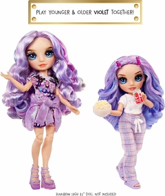 Rainbow High 120360 Muñeca Junior High Pj Party Fashion Violet - All4Toys