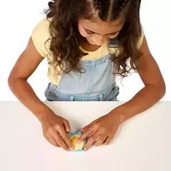 Imagen de Cookeez Makery 23511- Heladera Magica Crea Peluche Sorpresa