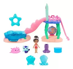 Gabby Dollhouse 36225 Playset Pileta 10 piezas Sirenas
