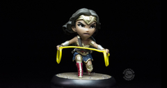 Figura Quantum DCC-0604 Mujer Maravilla Justice League en internet