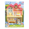 Bluey 17614 - Mini casa Bluey + Figura Bluey y accesorios