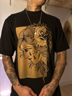 Camiseta Gold Girl.