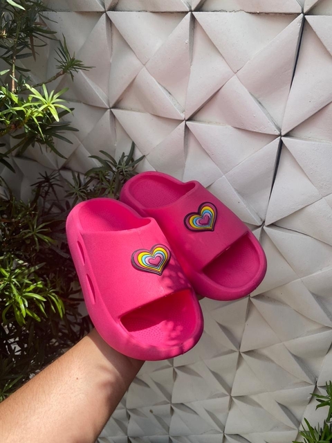 Chinelo Nuvem Coração 25 ao 32