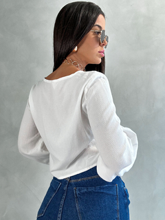 Cropped Camisa na internet