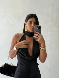 Vestido Gola Degagê na internet