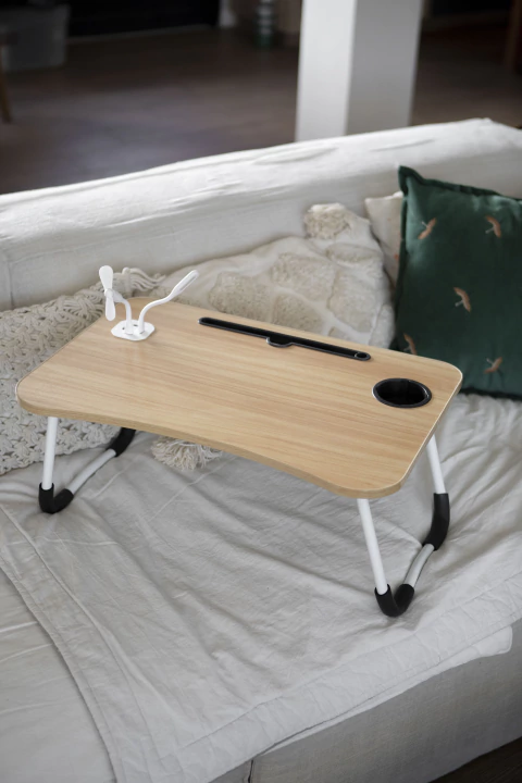 Mesa de cama con Luz y ventilador USB - comprar online