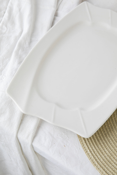 Imagen de Bandeja porcelana blanca 33 cm