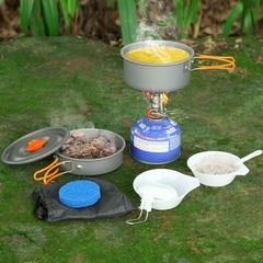 Set de cocina y utensilios para camping