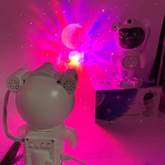 Lampara Proyectora LED De Astronauta - tienda online