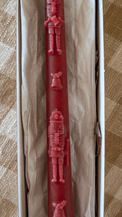 VELA QUEBRA NOZES VERMELHO na internet