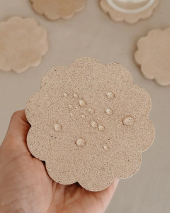 PORTA COPO FLOR AREIA na internet