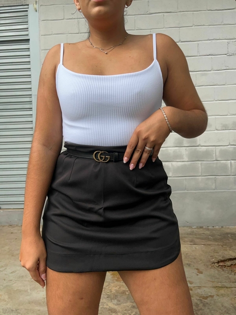 Short Saia Essência Preto