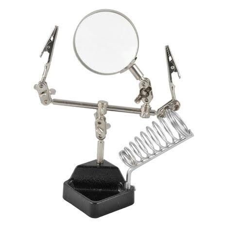 Lupa com garras e suporte