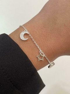 PULSERA LUNA Y ESTRELLAS