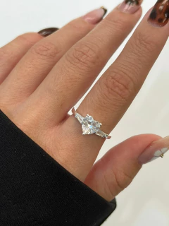 ANILLO MELODY