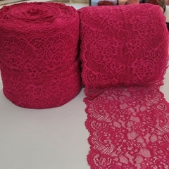 RENDA DELICATE 154 - 19CM LARGURA -90%POLIAMIDA 10%ELASTANO -PREÇO POR METRO de - comprar online
