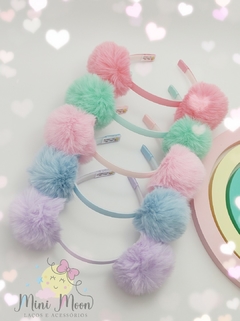 Tiara-Pompom-Pelúcia-Candy-Color