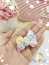 Laço-Amor PP-Candy Color-com acabamento em pérolas (medindo aproximadamente 4 cm)