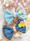 Laço Floral Coleção Blue Jeans Tamanho G (Laço medindo aproximadamente 11 cm)