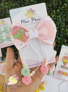 Laço Pingente Sorveteria Tam G (laço medindo aproximadamente 10 cm de largura)