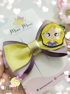 Coleção Princesas Disney (Laço medindo aproximadamente 11 cm) na internet