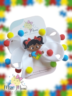 Laço Autismo Tamanho m (laço medindo aproximadamente 9 cm)