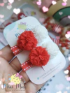 Duplinha de Hair Clips pom pom Vermelho e Branco.