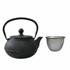 Tetera hierro fundido con filtro infusor 600 ml color negro - comprar online