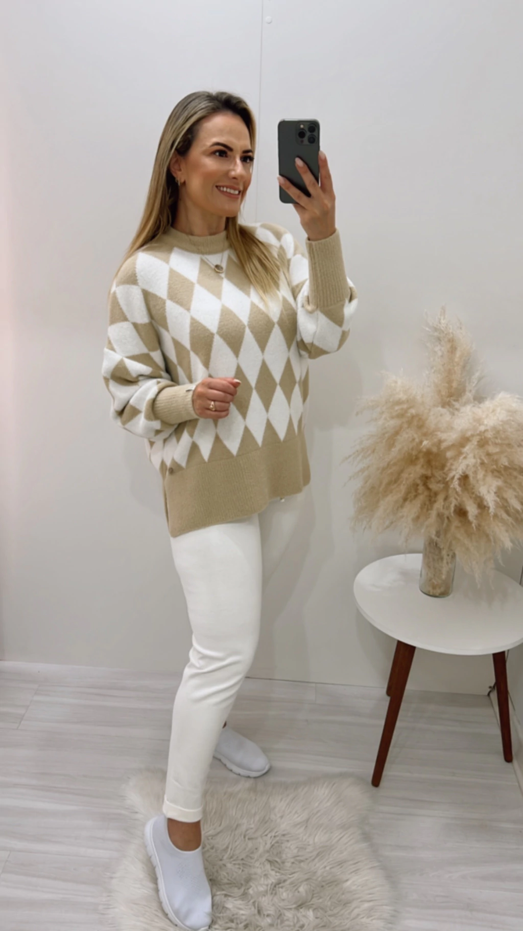 Blusa Biamar em Padronagem Geométrica - 11423 Tricô Bege