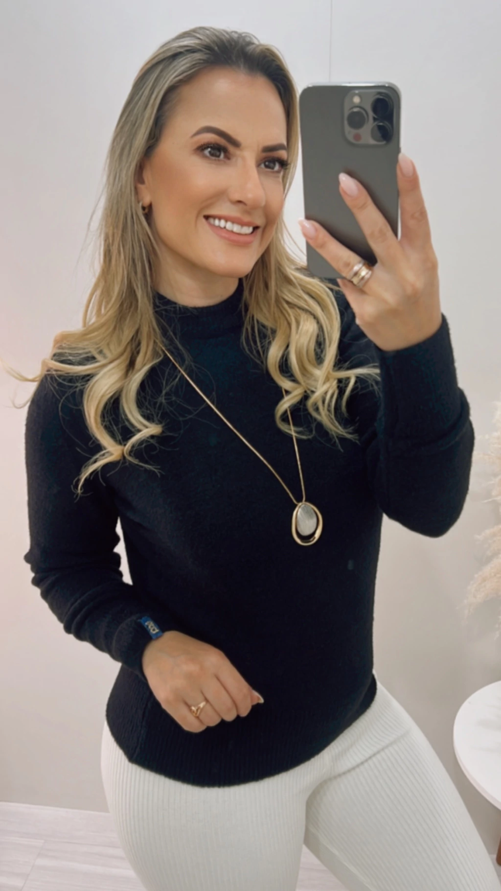 Blusa em Fio Pluma Abenção 009588 - Preto