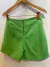 Short Feminino de Linho com cinto trançado