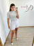 Short Feminino em Alfaiataria com Cinto Encapado Cinza - UseCarolMaia