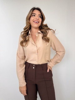 Camisa Feminina Manga Longa com Botões Perolados Liz Lisa