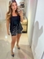 Short Feminino Curto com aplicação em Strass